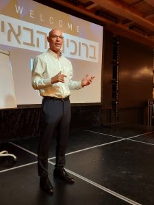 ניר מרקוביץ — בעלים MFinance